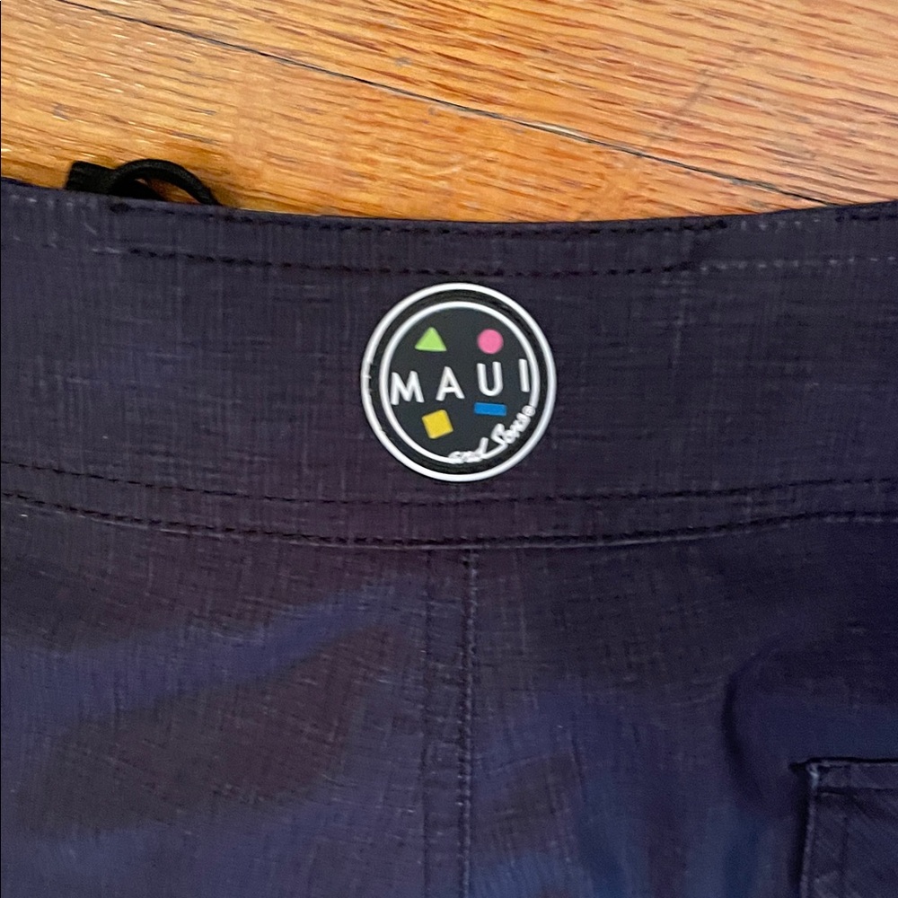 MAUI AND SONS Y2K Retro Black Tropical Print Men's Summer Holiday Swim Trunks - Picture 9 of 15